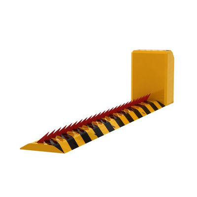 चौराहे की सुरक्षा सुरक्षा विरोधी जंग IP68 आउटडोर ट्रैफिक स्पाइक बारब के साथ