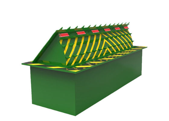 3.7KW पावर 80 टन लोडिंग एलईडी लाइट चेतावनी हाइड्रोलिक रोड ब्लॉकर सुरक्षा बाधा