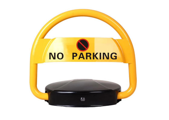 सुरक्षित पार्किंग स्थान सुरक्षा के लिए 390 मिमी उठाई ऊंचाई और स्टील रोलिंग फ्रेम के साथ सोलर रिमोट कंट्रोल कार पार्किंग लॉक